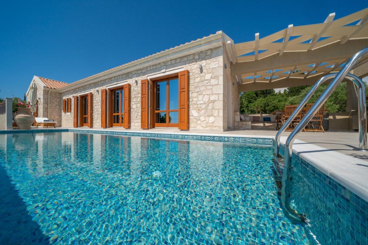 Pitharia Luxury Villa With Amazing Sea Views Khalikerí Exterior foto